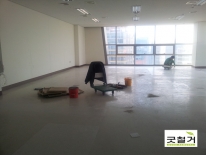 바닥 부분원상…